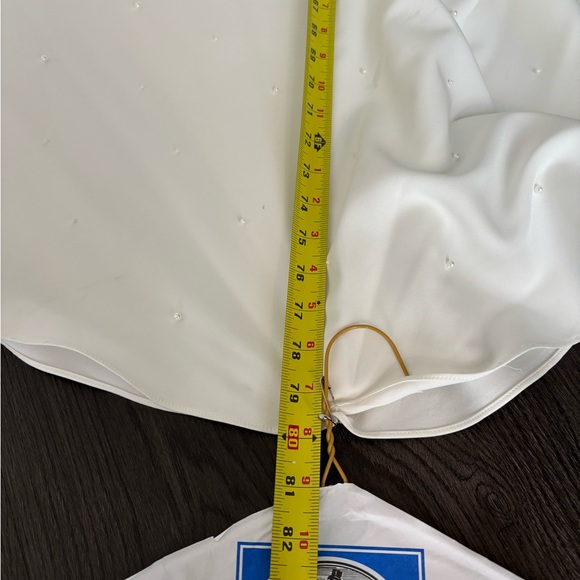 Sarah Seven Brontë - Picture 10 of 15